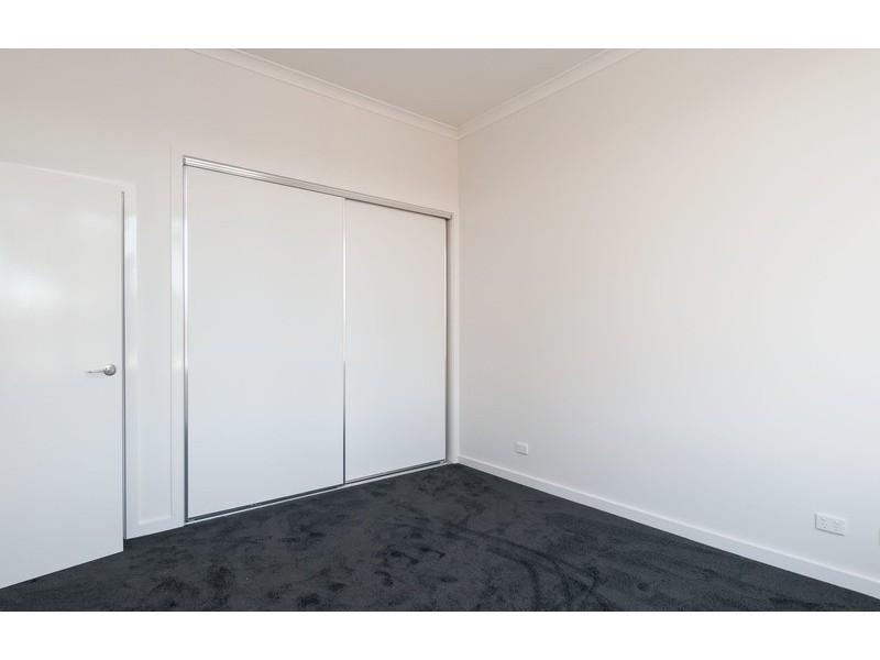2 Kalimna Street, Mooroolbark VIC 3138