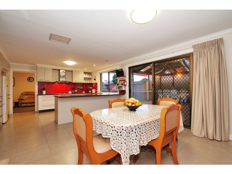 50 Savanna Drive, Mooroolbark VIC 3138