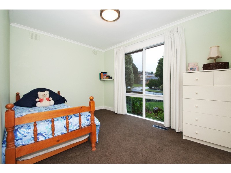 50 Savanna Drive, Mooroolbark VIC 3138