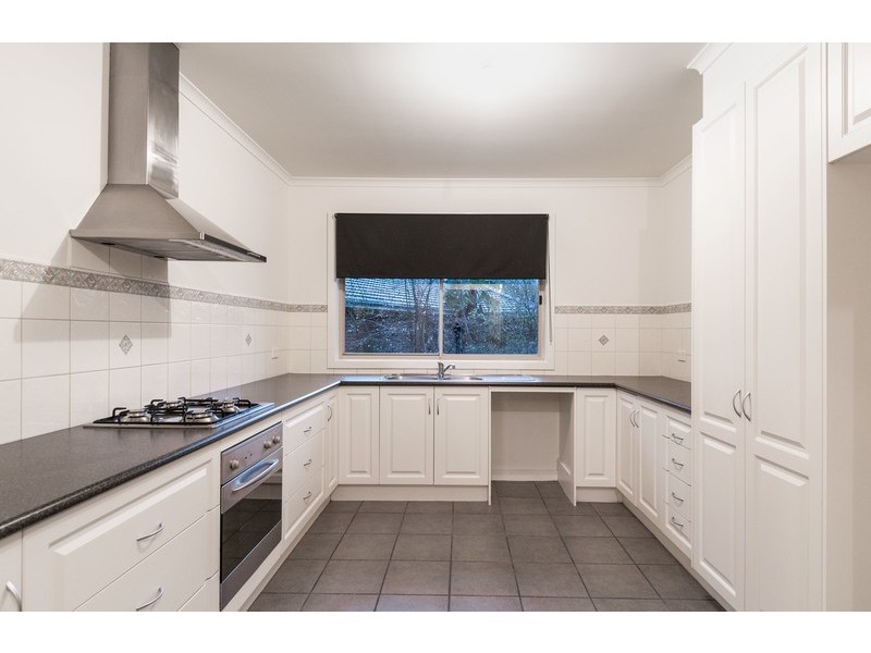 19a Lincoln Road, Croydon VIC 3136