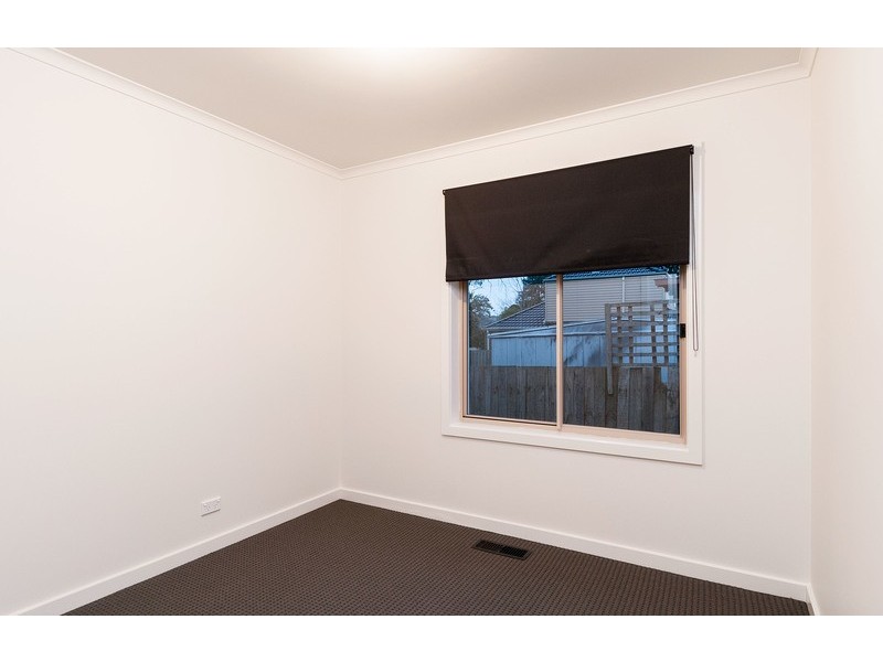 19a Lincoln Road, Croydon VIC 3136