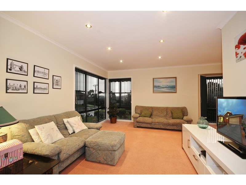 88 Woodville Road, Mooroolbark VIC 3138