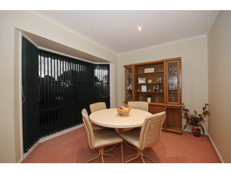 88 Woodville Road, Mooroolbark VIC 3138