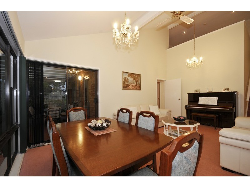 88 Woodville Road, Mooroolbark VIC 3138