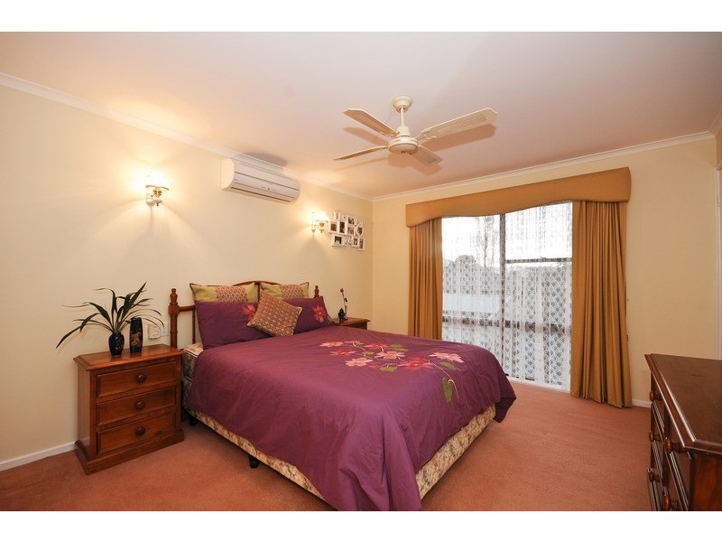 88 Woodville Road, Mooroolbark VIC 3138