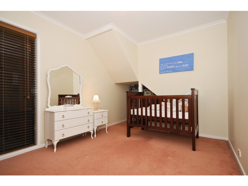 88 Woodville Road, Mooroolbark VIC 3138