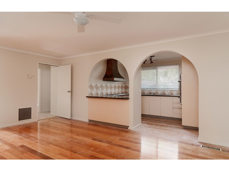 325 Mount Dandenong Road, Croydon VIC 3136