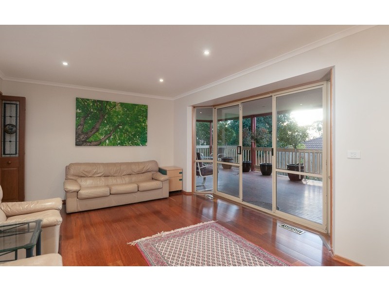 21 Cumberland Crescent, Chirnside Park VIC 3116