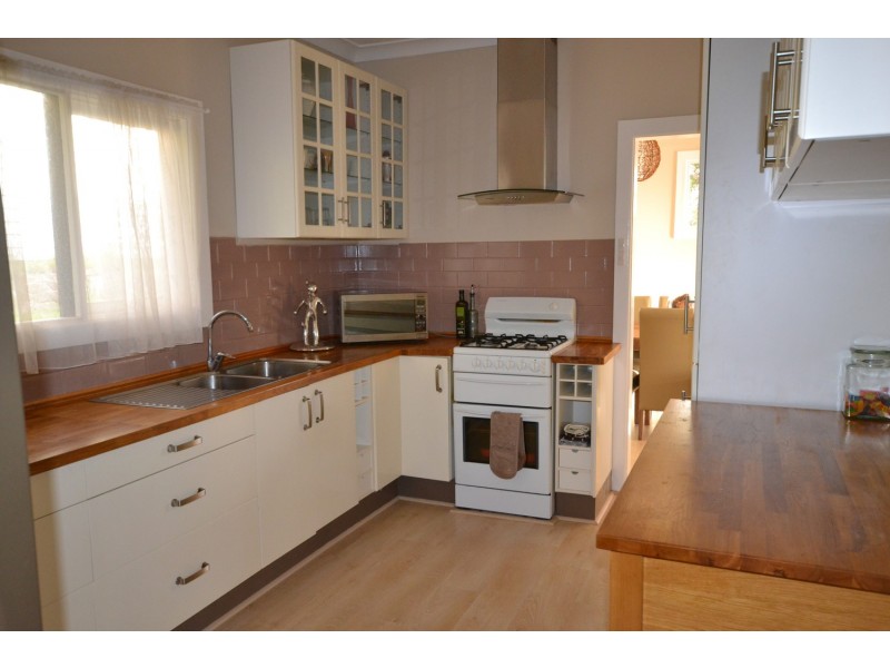 12 Olivette Avenue, Upper Ferntree Gully VIC 3156