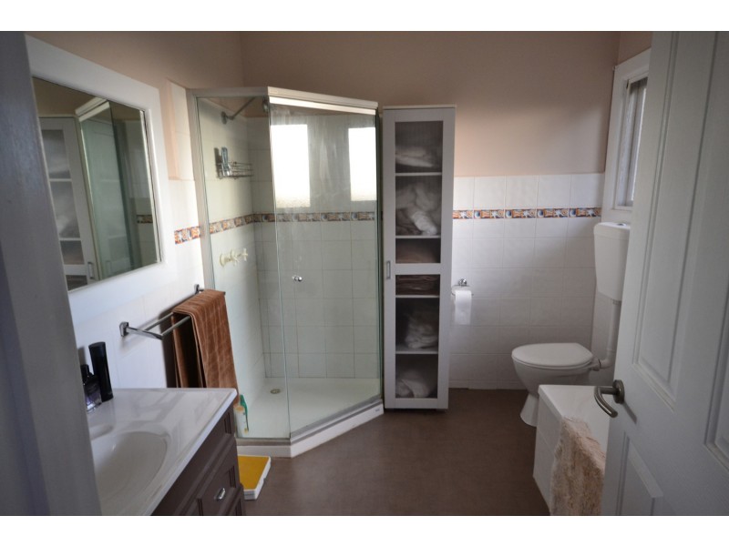 12 Olivette Avenue, Upper Ferntree Gully VIC 3156