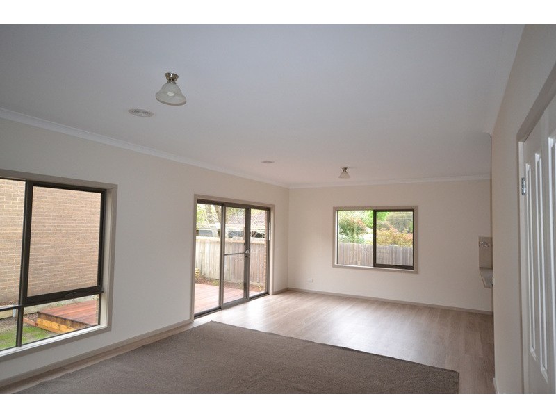 2/5 Alex Court, Mooroolbark VIC 3138