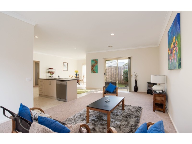5/8-10 Wordsworth Street, Mooroolbark VIC 3138