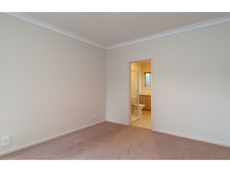 5/8-10 Wordsworth Street, Mooroolbark VIC 3138