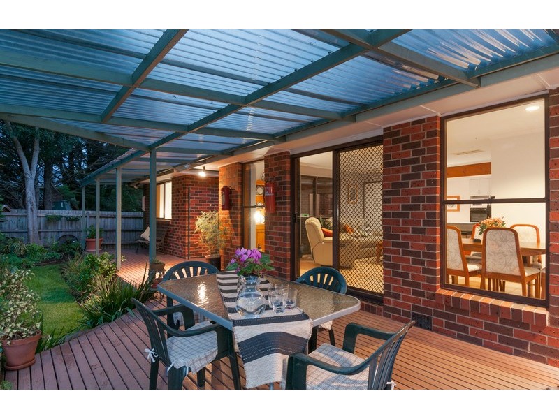 11 Malcolm Court, Croydon North VIC 3136