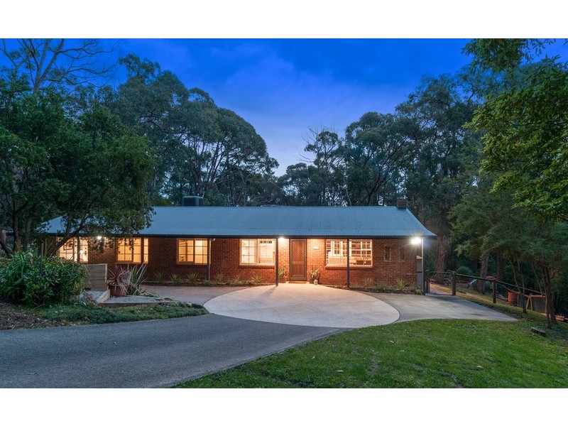 26 Borang Avenue, Mount Evelyn VIC 3796