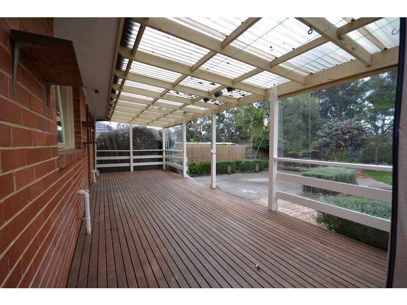 30 Binbrook Drive, Croydon VIC 3136