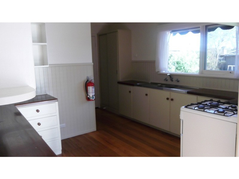 6 Summit Court, Mooroolbark VIC 3138