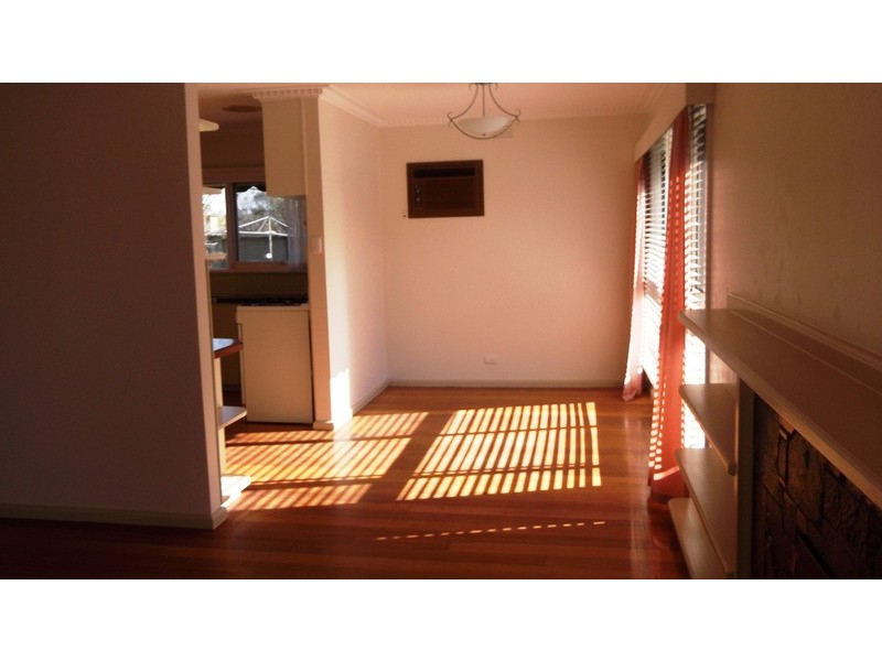 6 Summit Court, Mooroolbark VIC 3138