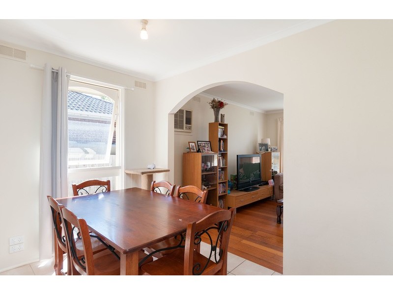 19 Barina Avenue, Mooroolbark VIC 3138