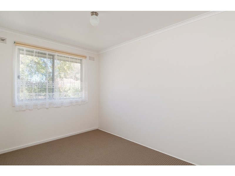 3/11 Churchill Road, Croydon VIC 3136