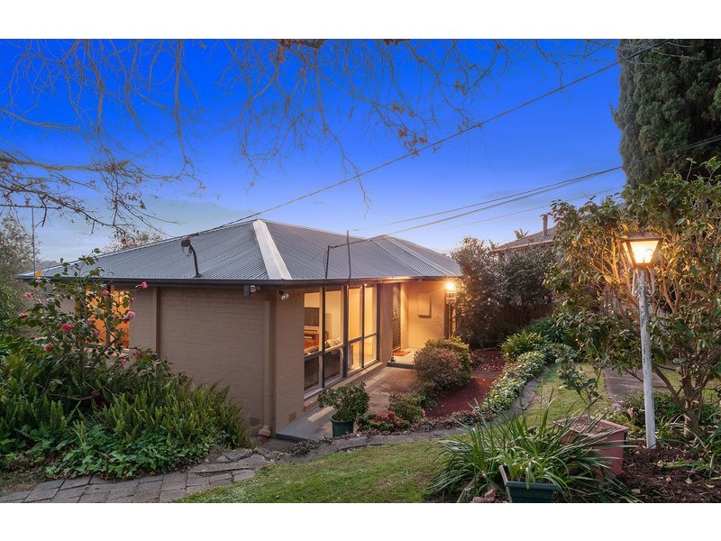 1 Meridian Court, Mooroolbark VIC 3138