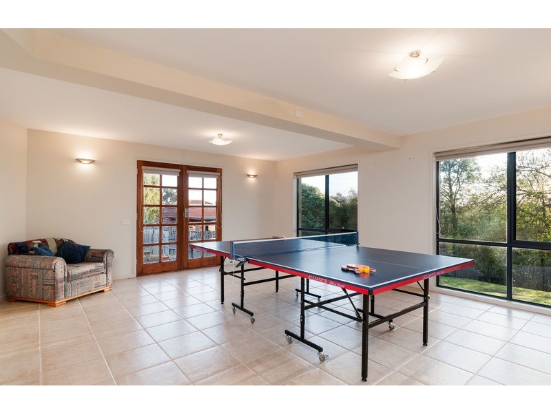 1 Meridian Court, Mooroolbark VIC 3138
