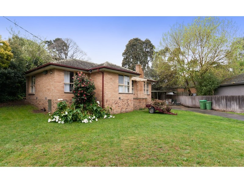 35 Swinburne Avenue, Mooroolbark VIC 3138
