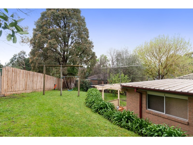 35 Swinburne Avenue, Mooroolbark VIC 3138
