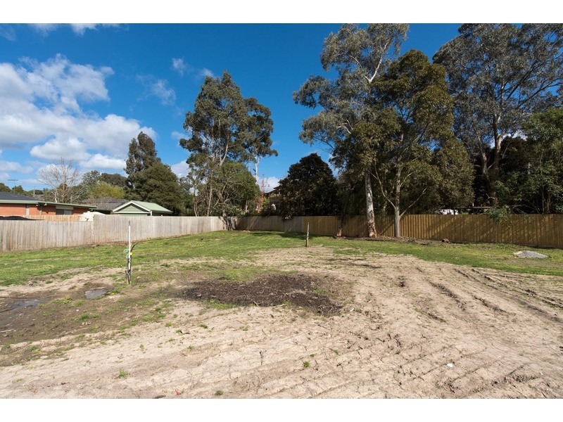 2-3 Lorna Court, Mooroolbark VIC 3138
