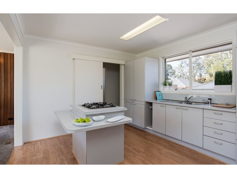 11 Macmillan  Street, Mooroolbark VIC 3138