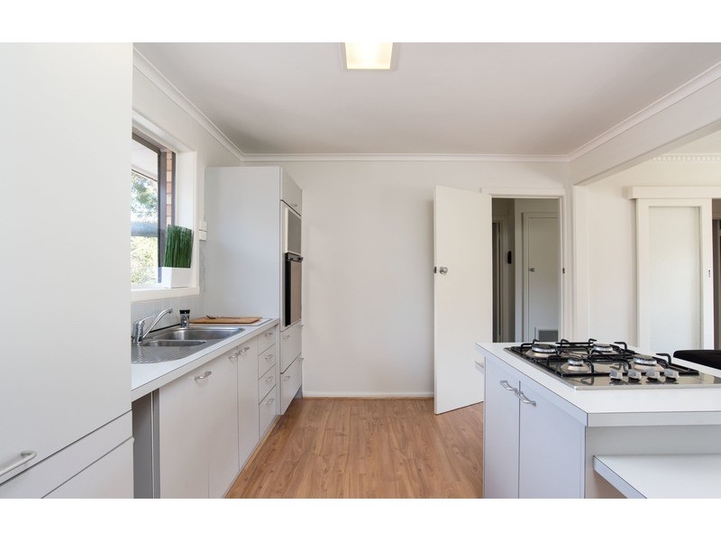 11 Macmillan  Street, Mooroolbark VIC 3138