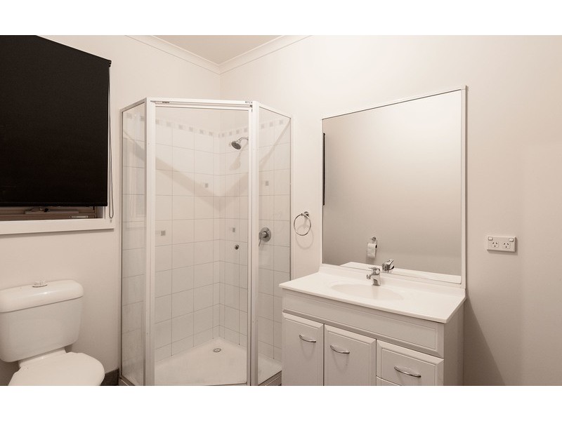 19a Lincoln Road, Croydon VIC 3136