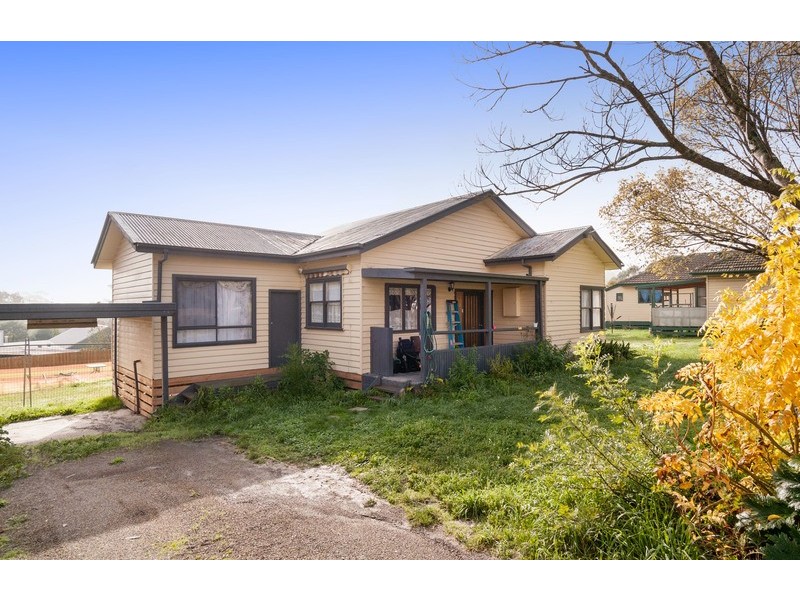 4 Selby Road, Woori Yallock VIC 3139