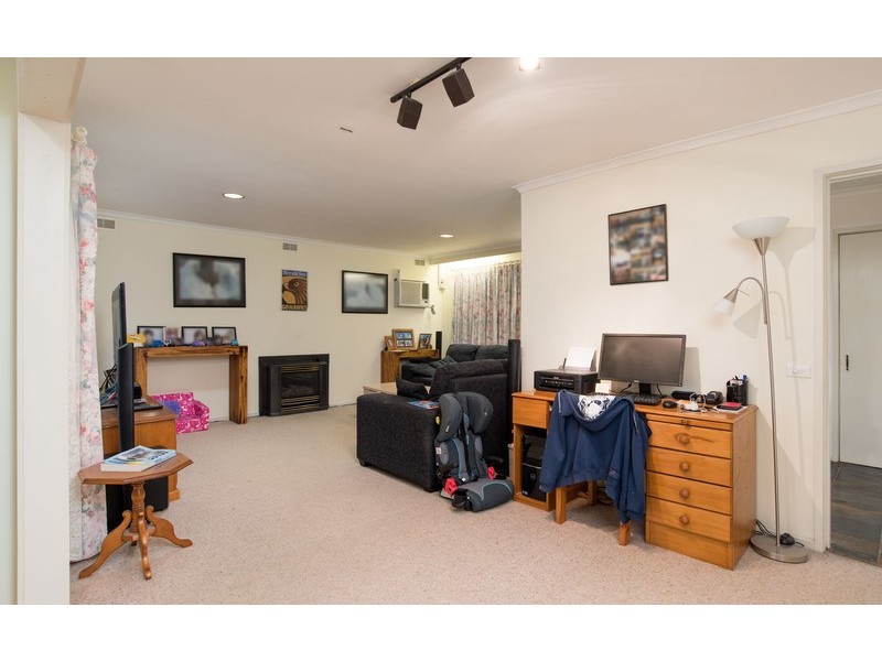 138 Hayrick Lane, Mooroolbark VIC 3138