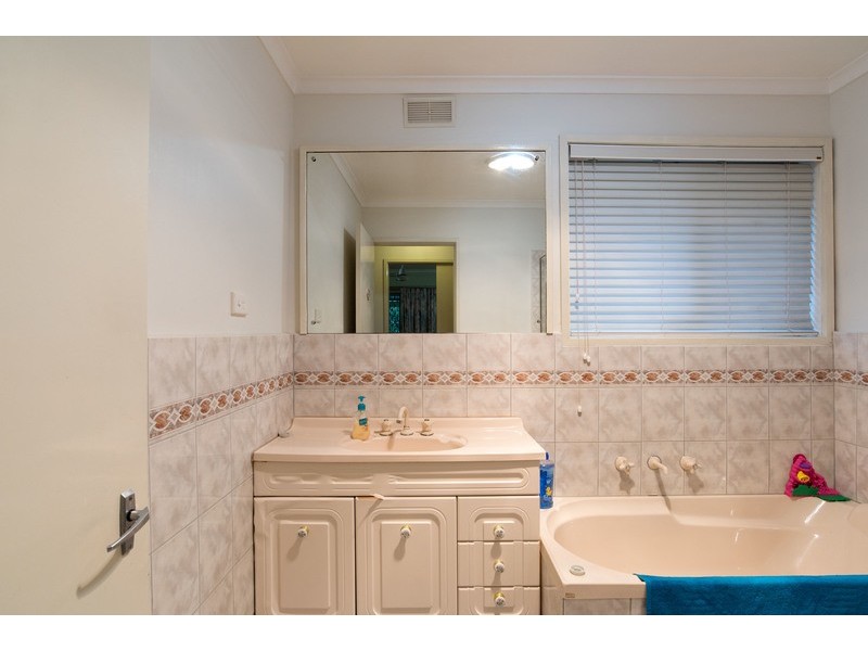 138 Hayrick Lane, Mooroolbark VIC 3138