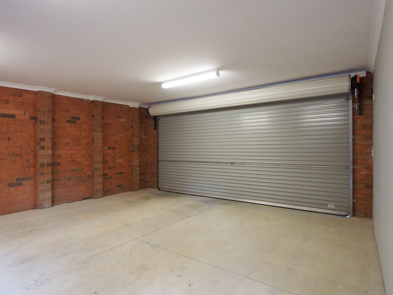 2/15 Ross Road, Croydon VIC 3136