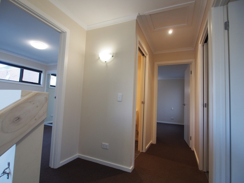 2/15 Ross Road, Croydon VIC 3136