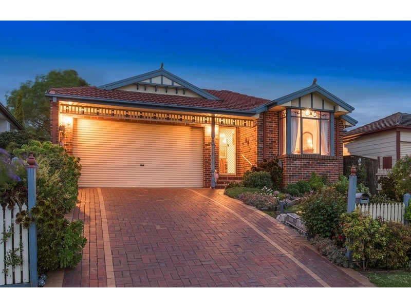 10 Nellie Court, Chirnside Park VIC 3116