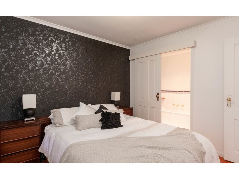 55 Railway Road, Mount Evelyn VIC 3796