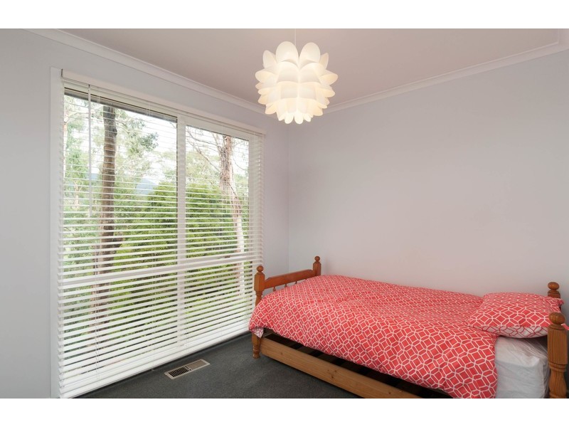 55 Railway Road, Mount Evelyn VIC 3796