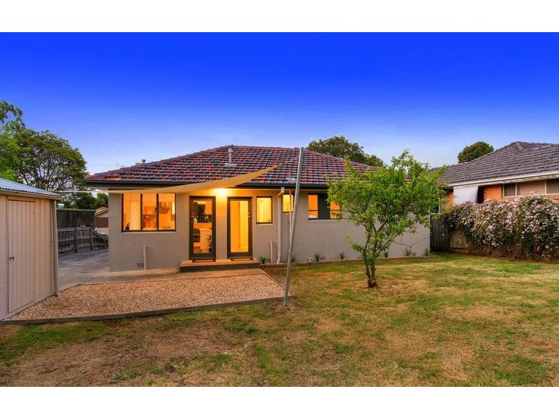 11 Binbrook Drive, Croydon VIC 3136