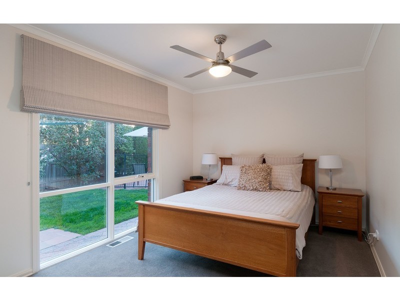 32 Blue Ridge Drive, Mooroolbark VIC 3138