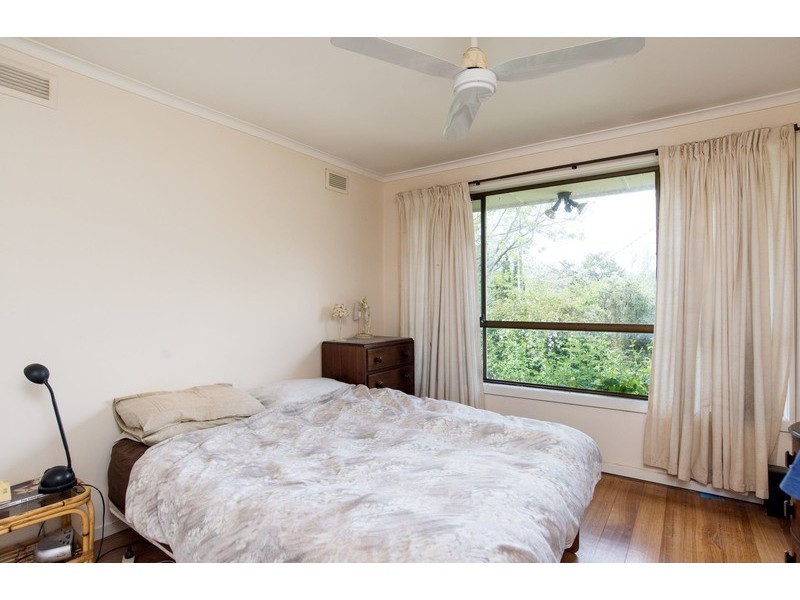 15 Hansen Road, Kilsyth VIC 3137