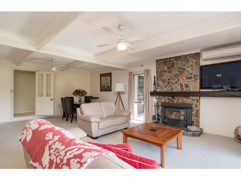 20 Bailey Grove, Wandin North VIC 3139