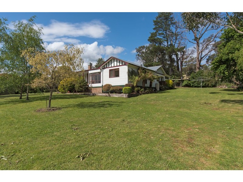 20 Bailey Grove, Wandin North VIC 3139