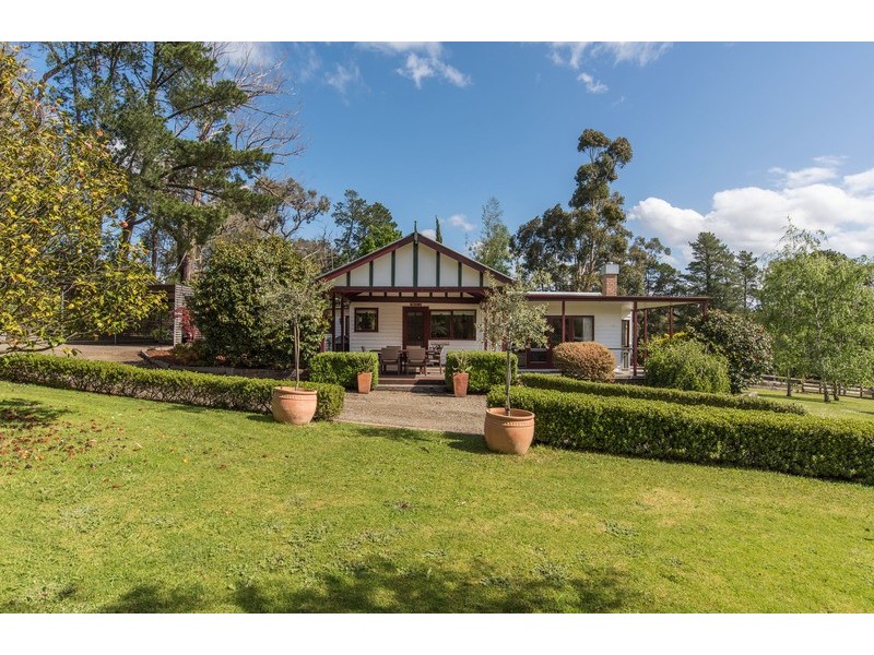 20 Bailey Grove, Wandin North VIC 3139