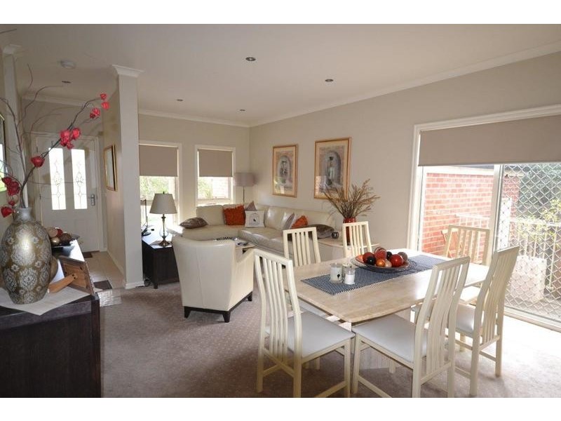 8 Balmoral Street, Kilsyth VIC 3137