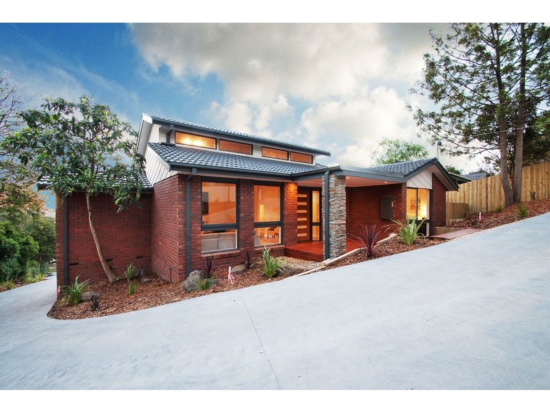 11 Arlie Crescent, Montrose VIC 3765