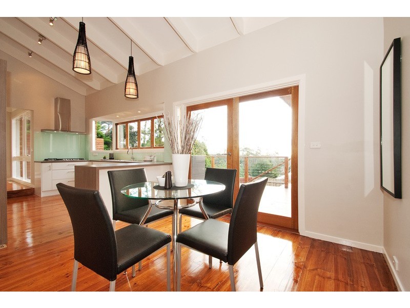 11 Arlie Crescent, Montrose VIC 3765