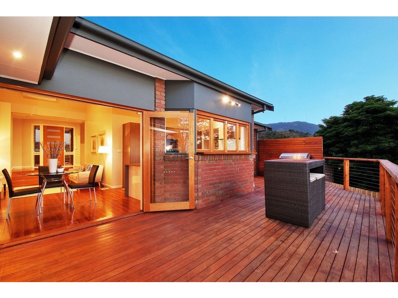 11 Arlie Crescent, Montrose VIC 3765